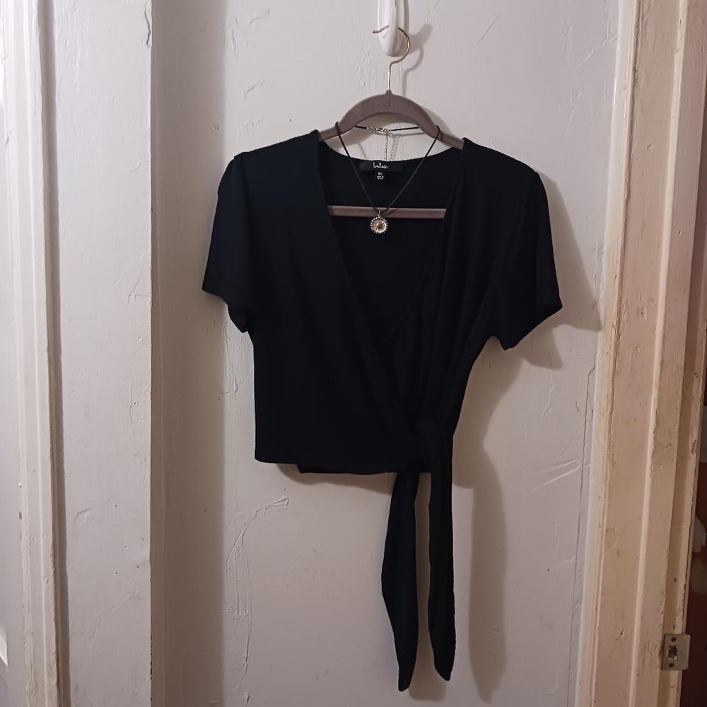 Lulu's black wrap top - Picture 5 of 5